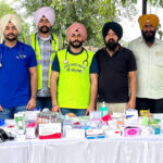 ਬਾਬਾ ਬੰਦਾ ਸਿੰਘ ਬਹਾਦਰ ਅੰਤਰਰਾਸ਼ਟਰੀ ਫਾਊਂਡੇਸ਼ਨ ਦੀ ਸੰਗਤ ਨੇ ਬਾਵਾ ਦੀ ਅਗਵਾਈ ਵਿੱਚ ਤਖਤ ਸ਼੍ਰੀ ਹਜੂਰ ਸਾਹਿਬ ਨਾਂਦੇੜ ਸੱਚਖੰਡ ਵਿਖੇ ਪੰਜਾਬ ਦੇ ਹੜਪੀੜਤਾਂ ਦੀ ਤੰਦਰੁਸਤੀ ਅਤੇ ਚੜ੍ਹਦੀ ਕਲਾ ਲਈ ਅਰਦਾਸ ਕੀਤੀ