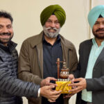 ਹਰ ਪਰਵਾਸੀ ਪੰਜਾਬੀ ਆਪਣੀ ਮਾਂ ਬੋਲੀ ਨਾਲ ਜੁੜਕੇ ਰਹਿਣਾ ਚਾਹੁੰਦਾ ਹੈ : ਗੁਰਜਤਿੰਦਰ ਰੰਧਾਵਾ